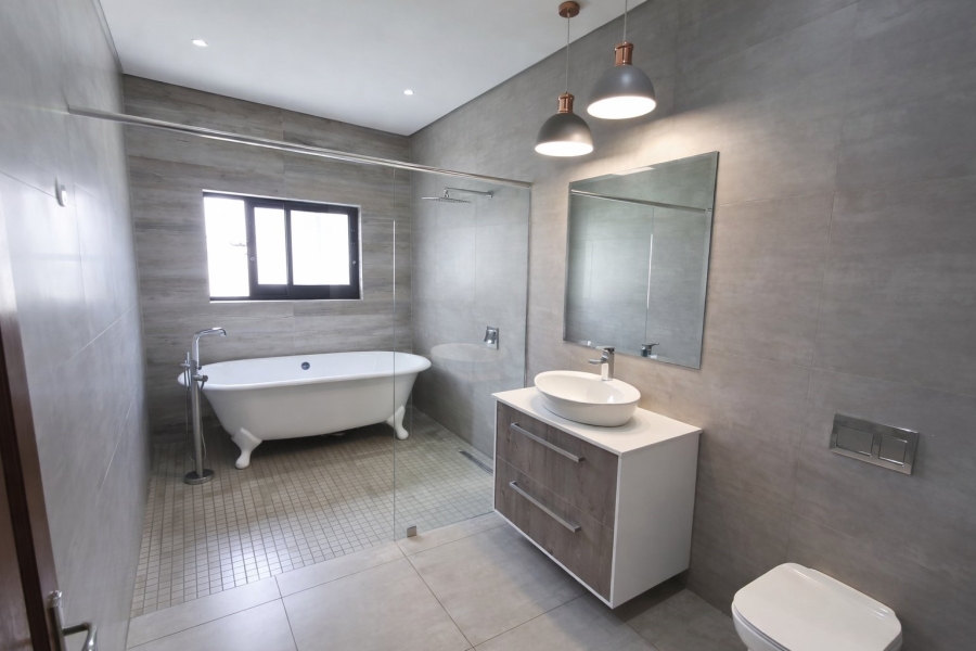 4 Bedroom Property for Sale in Heron Banks Golf Estate Free State